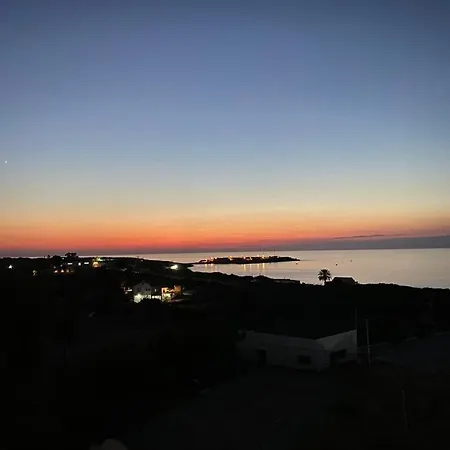 Mila Marina קיירניה